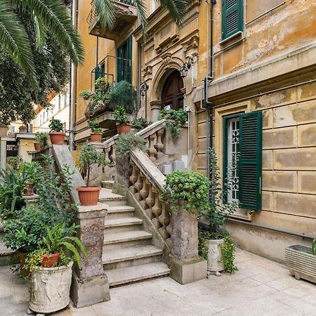 Walking To Trastevere Di Marialaura Aragno Roma Exterior foto